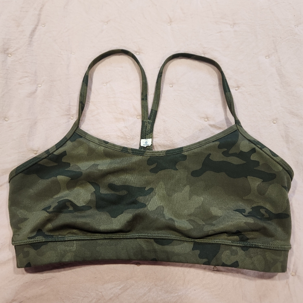 Lululemon Flow Y green camo sports bra